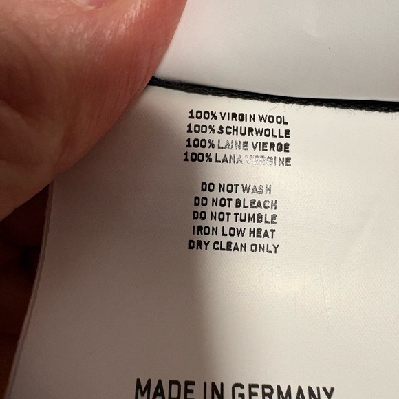 Rundholz knit coat sweater with pockets - Picture 8 of 10